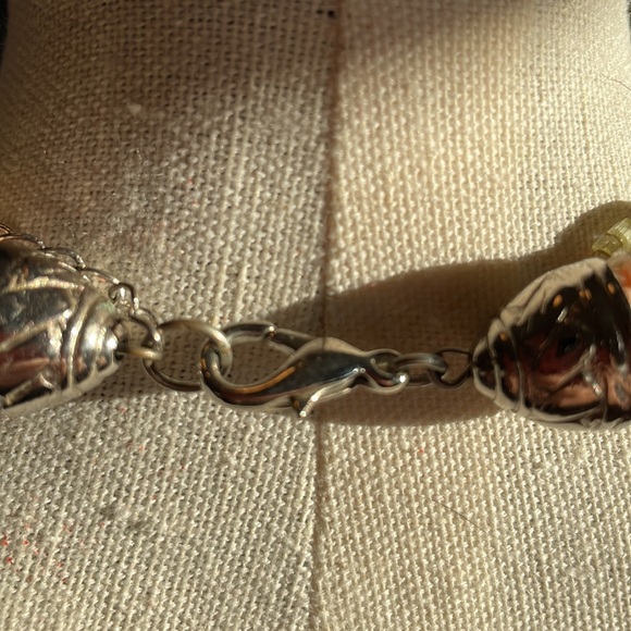 Gorgeous multi strand seed bead necklace in peach, lime, yellow, & silver. - Picture 7 of 12